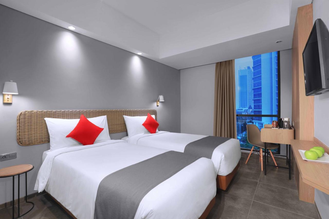 Neo Hotel Puri Indah Jacarta Exterior foto